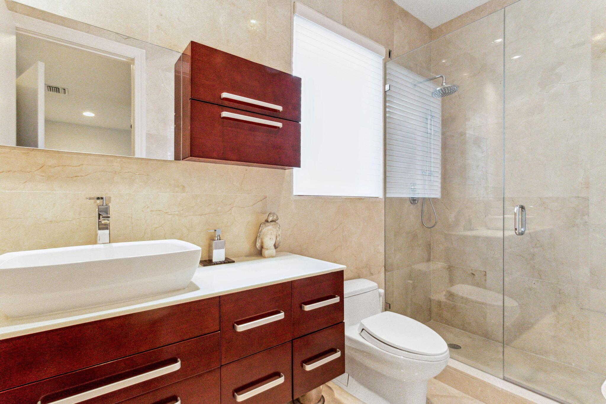 WOODFIELD HUNT CLUB - Residential