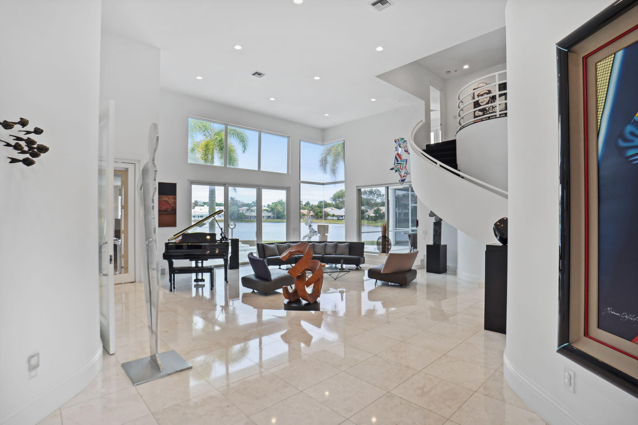 WOODFIELD HUNT CLUB - Residential