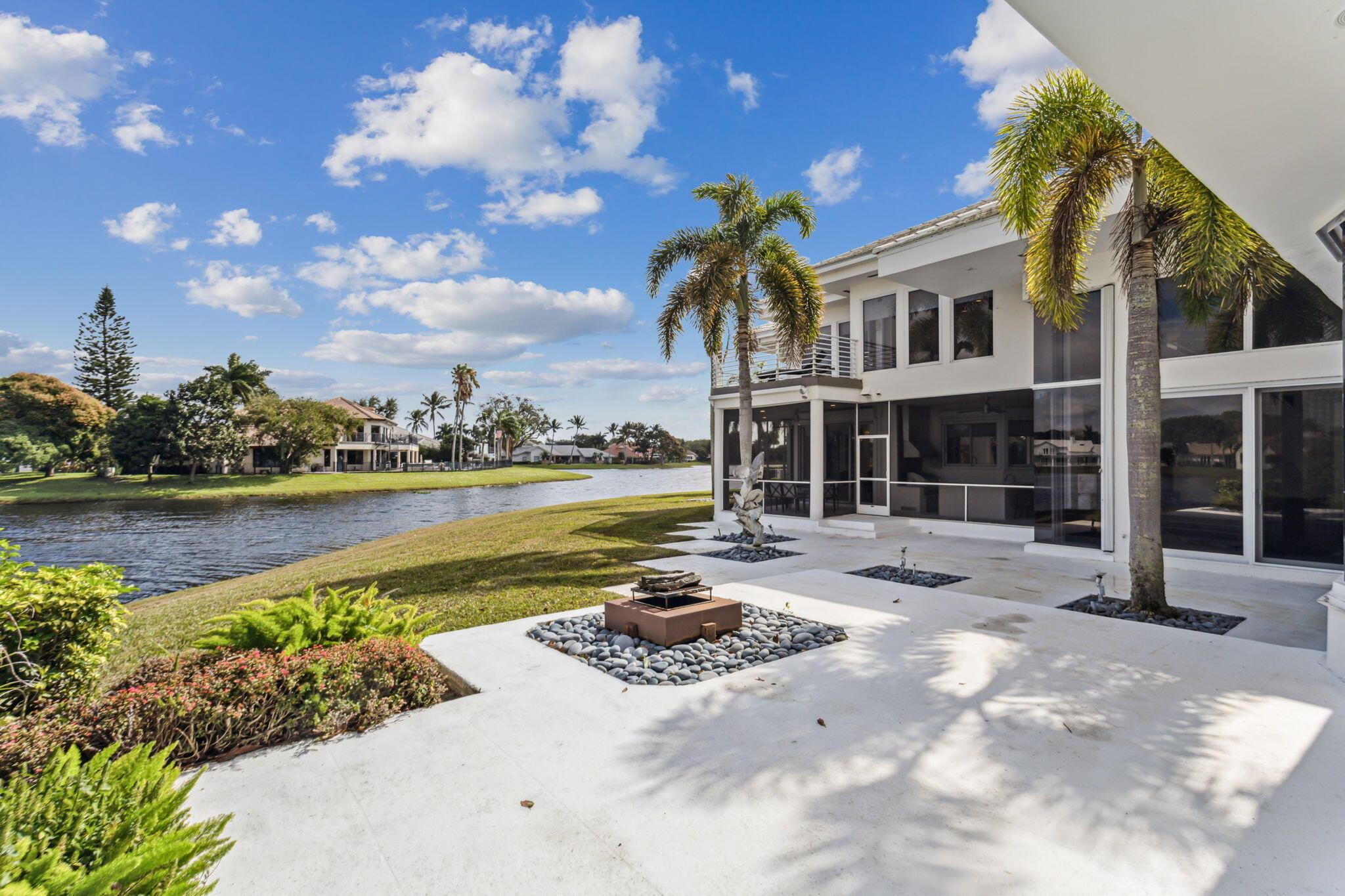 WOODFIELD HUNT CLUB - Residential