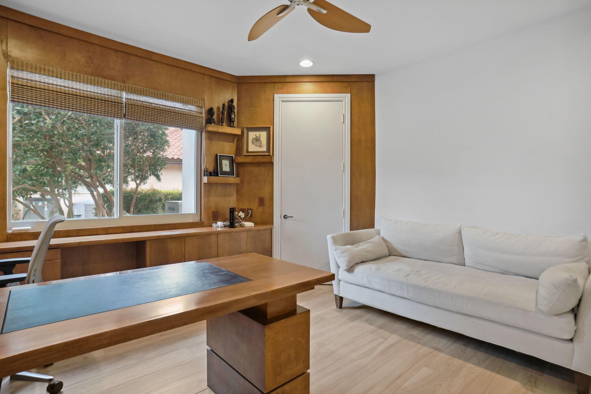 WOODFIELD HUNT CLUB - Residential