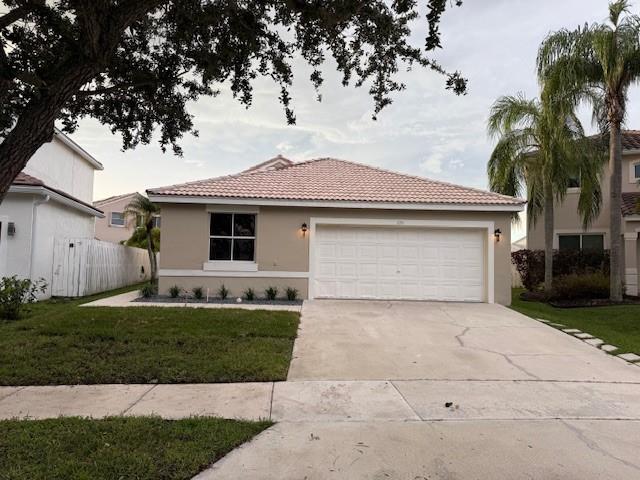 SAVANNAH FALLS - Residential Lease