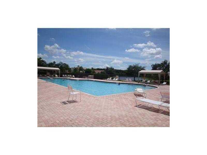 SAVANNAH FALLS - Residential Lease