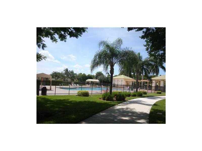 SAVANNAH FALLS - Residential Lease