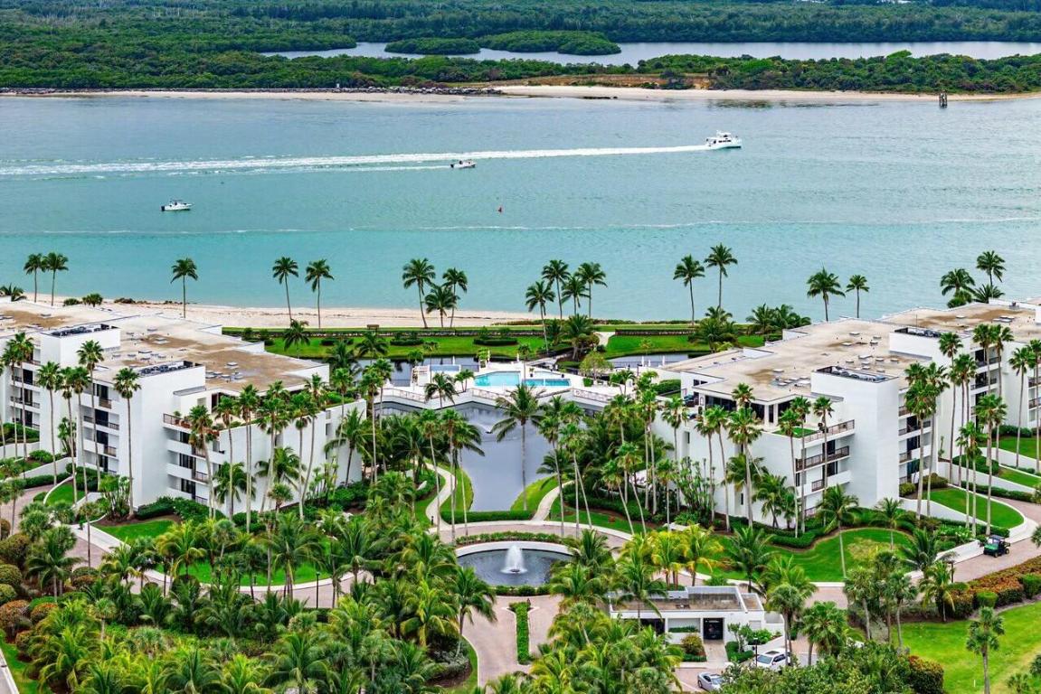 2820 SE Dune Drive 2305