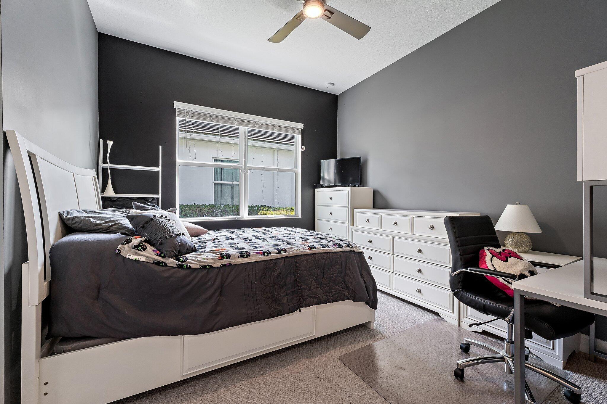 HAMMOCKS OF WESTLAKE PHASE 2 - Residential