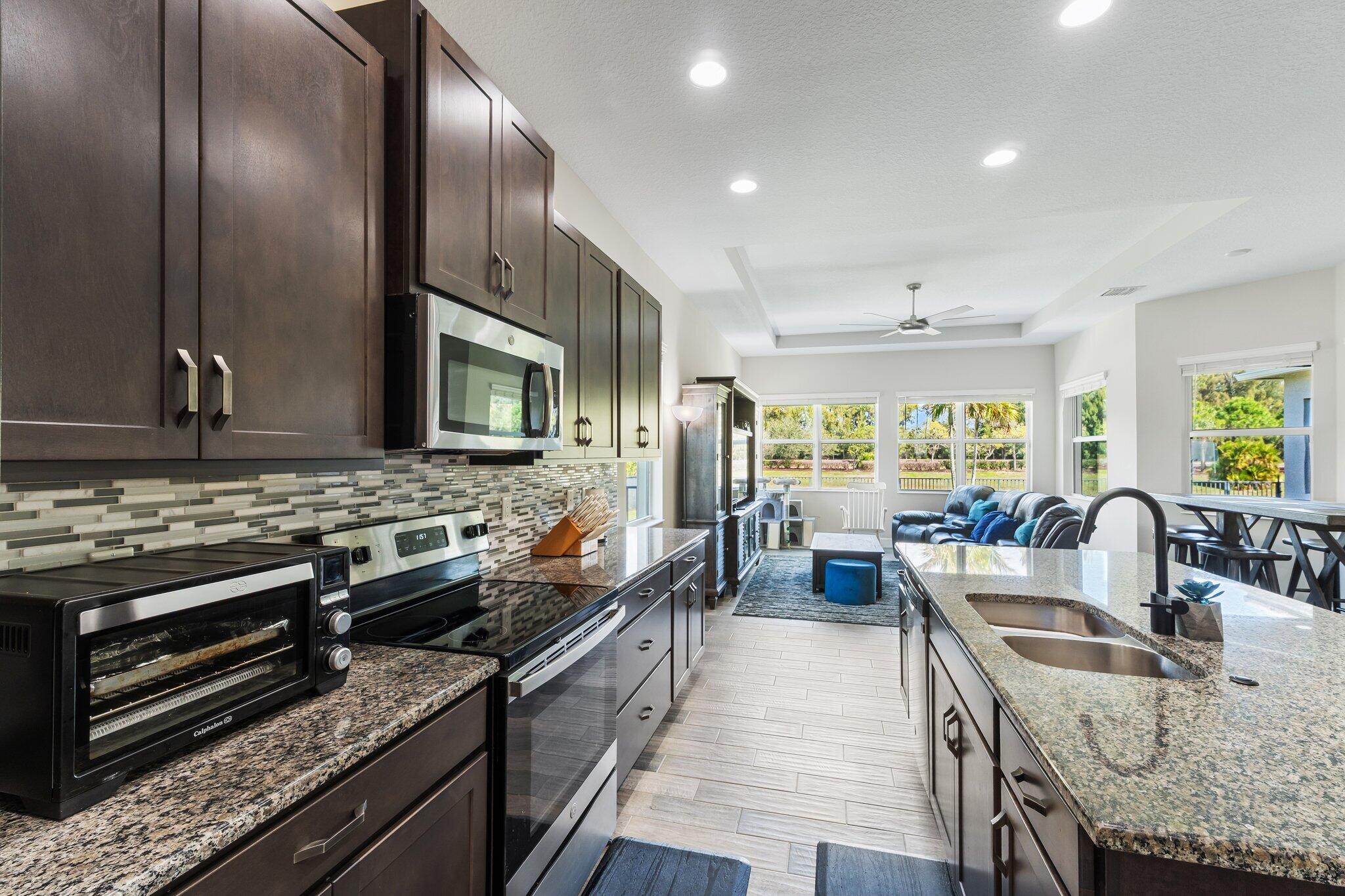 HAMMOCKS OF WESTLAKE PHASE 2 - Residential