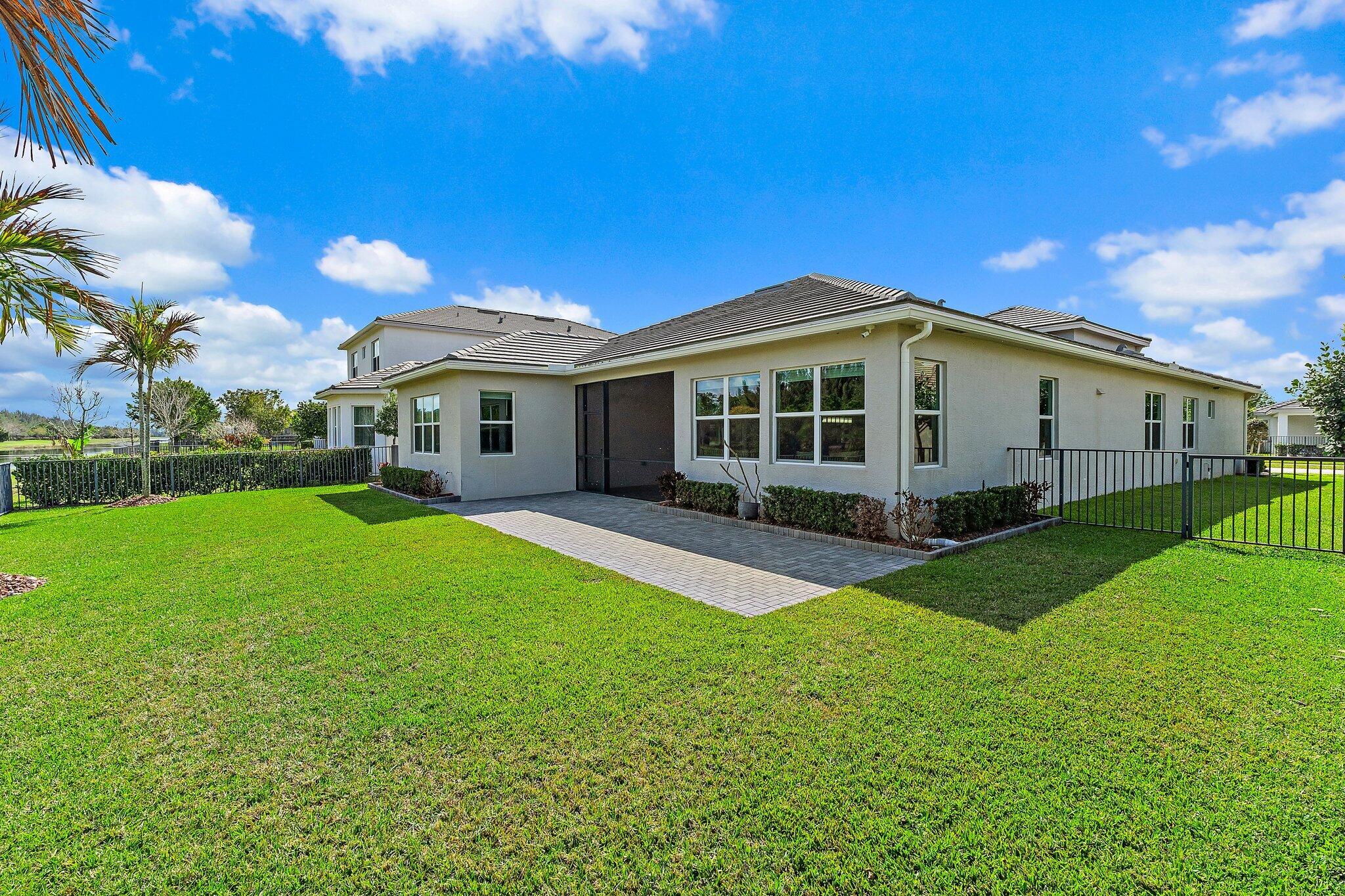 HAMMOCKS OF WESTLAKE PHASE 2 - Residential