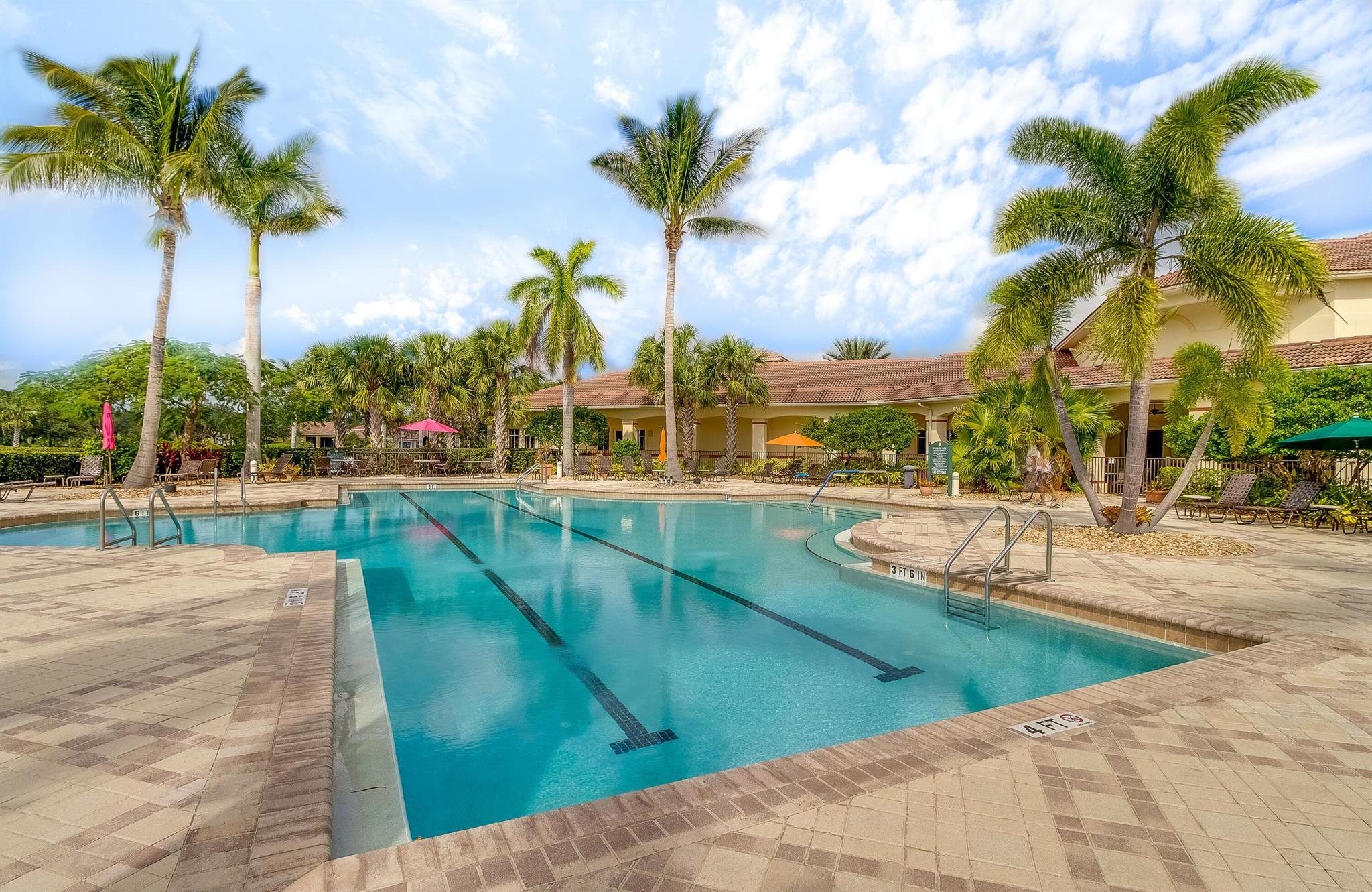 CASTLE PINES CONDOMINIUM - Residential Lease