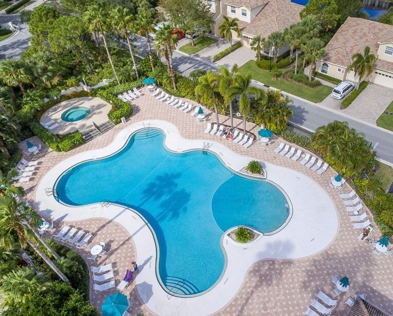 CASTLE PINES CONDOMINIUM - Residential Lease