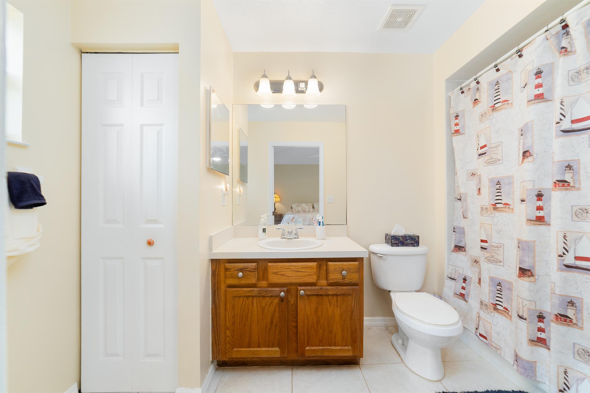 VERO LAKE ESTATES UNIT L - Residential