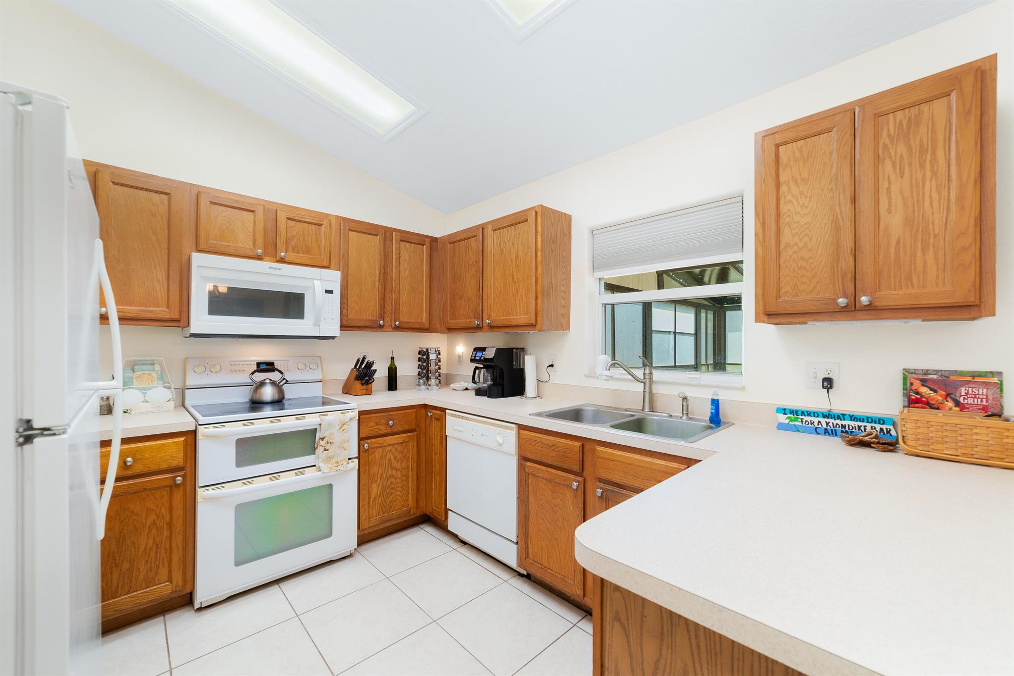 VERO LAKE ESTATES UNIT L - Residential