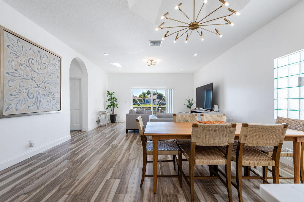 ANDROS ISLE PAR D-1 - Residential Lease