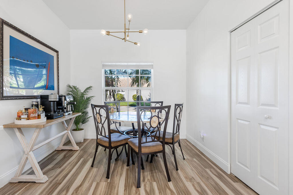 ANDROS ISLE PAR D-1 - Residential Lease