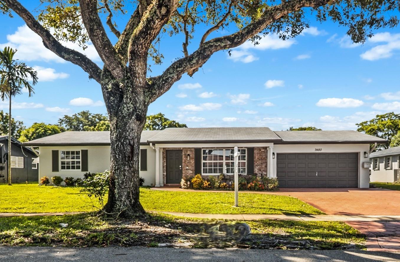 30K PRICE REDUCTION & NEED TO SELL NOW! Discover Mirror Lake Estates in the heart of Plantation, this 4 bedroom 2 bth, 2 car garage pool home offers an impressive 2,200 square feet of living space, with a flexible layout. The massive family room, split from the bedrooms, has been rcently remodeled and is being used as a huge 5th bedroom. Add a bath and turn it into the primary suite. No HOA, minutes from shopping, parks, major roadways, and top-rated public, private, and charter schools. Enjoy a light-filled interior, a stylish kitchen, and a private, fenced backyard with a pool. Your primary suite includes a walk-in closet. Plus, relax under the covered patio. Roof 2020 and A/C is two years old. Have to see to appreciate.