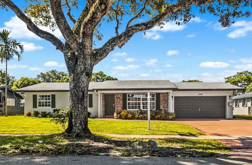 30K PRICE REDUCTION & NEED TO SELL NOW! Discover Mirror Lake Estates in the heart of Plantation, this 4 bedroom 2 bth, 2 car garage pool home offers an impressive 2,200 square feet of living space, with a flexible layout. The massive family room, split from the bedrooms, has been rcently remodeled and is being used as a huge 5th bedroom. Add a bath and turn it into the primary suite. No HOA, minutes from shopping, parks, major roadways, and top-rated public, private, and charter schools. Enjoy a light-filled interior, a stylish kitchen, and a private, fenced backyard with a pool. Your primary suite includes a walk-in closet. Plus, relax under the covered patio. Roof 2020 and A/C is two years old. Have to see to appreciate.