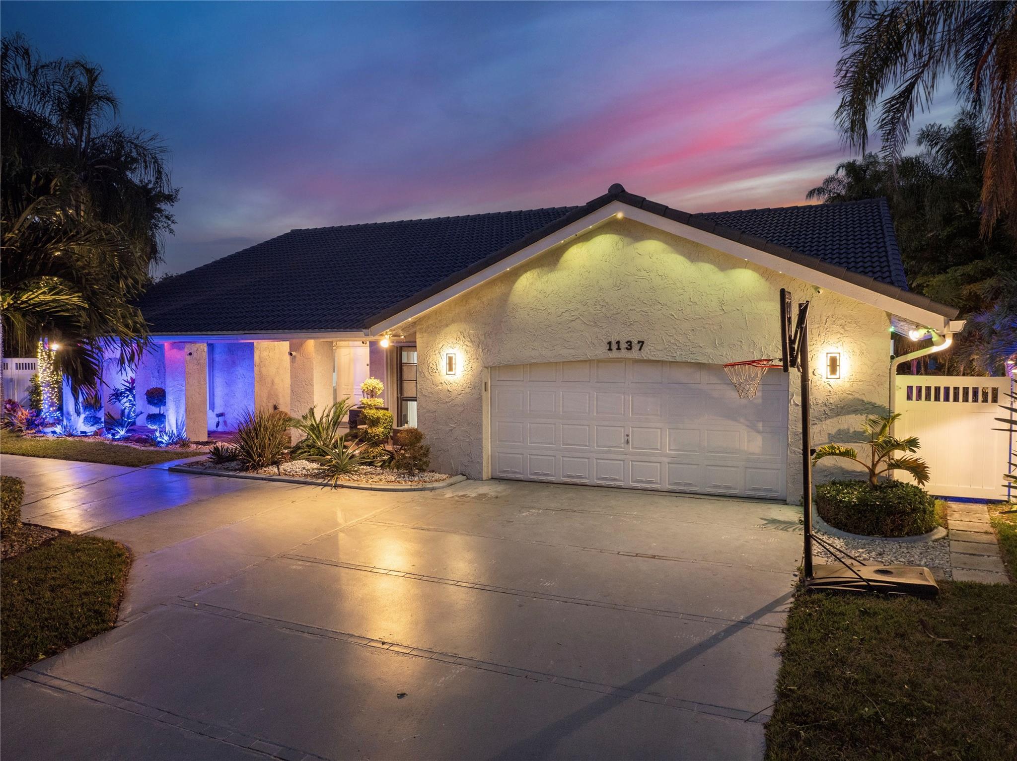 1137 NW 111th Way