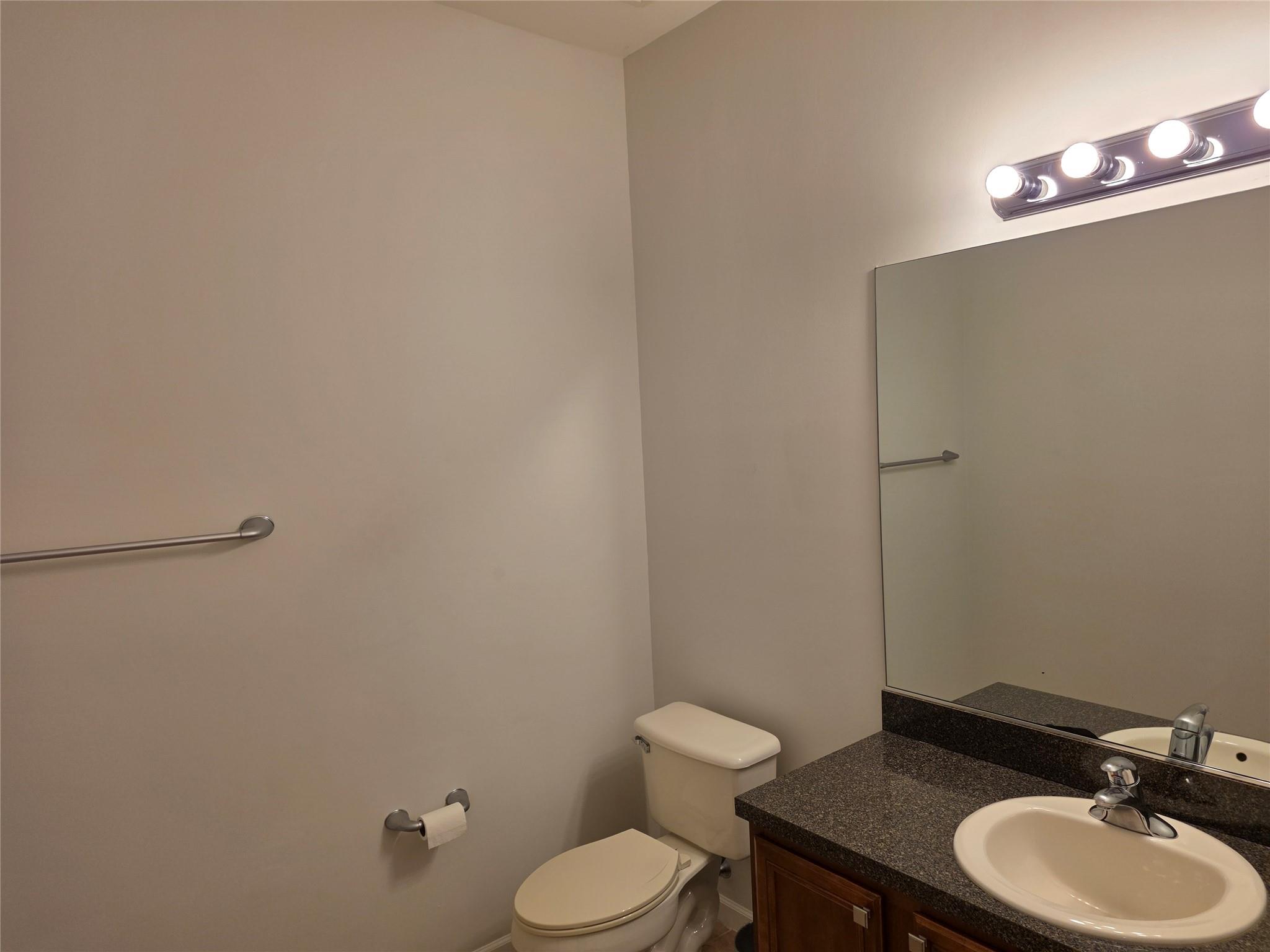 Anthony Groves Ph 02 - Residential Lease