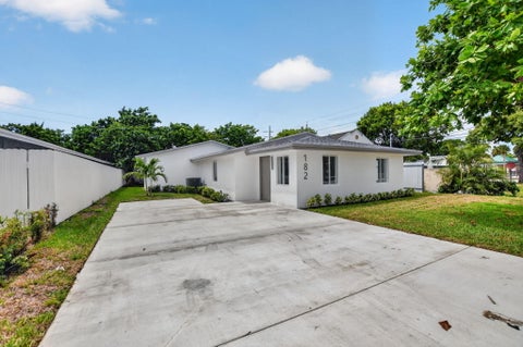 Tiny photo for 182 SW 6 Street, Deerfield Beach, FL 33441 (MLS # B26070719)
