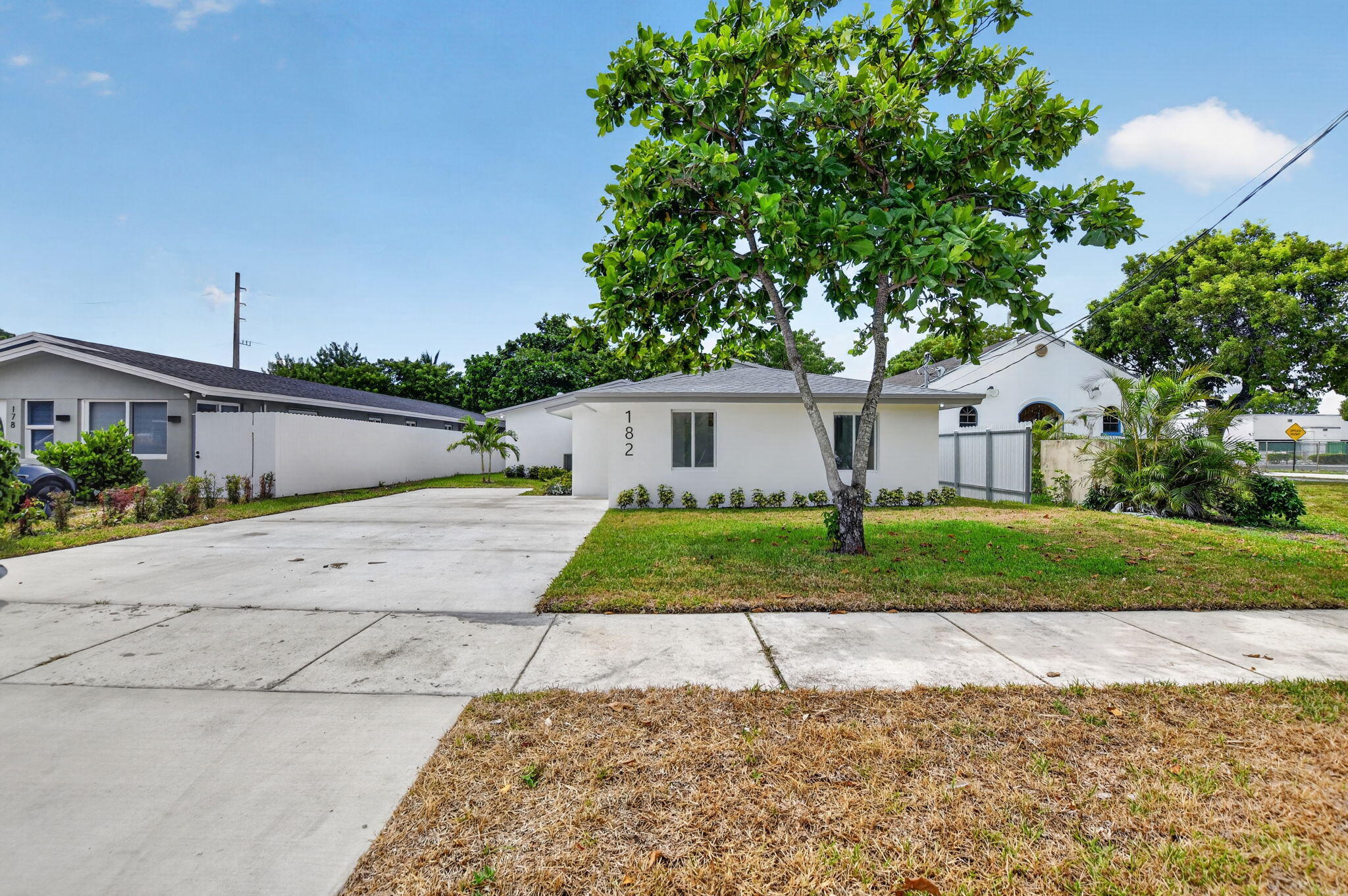 182 SW 6 Street