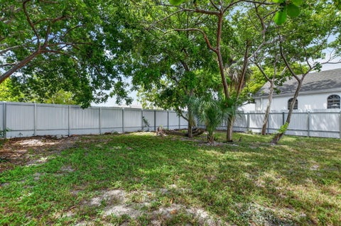 Tiny photo for 182 SW 6 Street, Deerfield Beach, FL 33441 (MLS # B26070719)