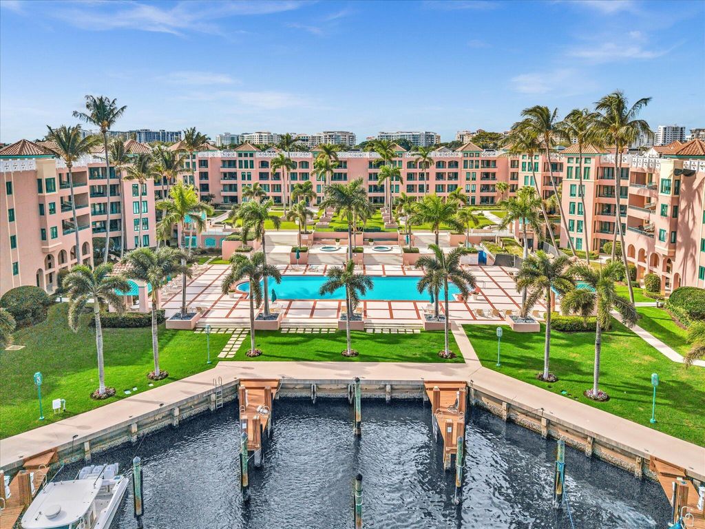 Photo of 120 SE 5th Avenue #225, Boca Raton, FL 33432 (MLS # R11166445)