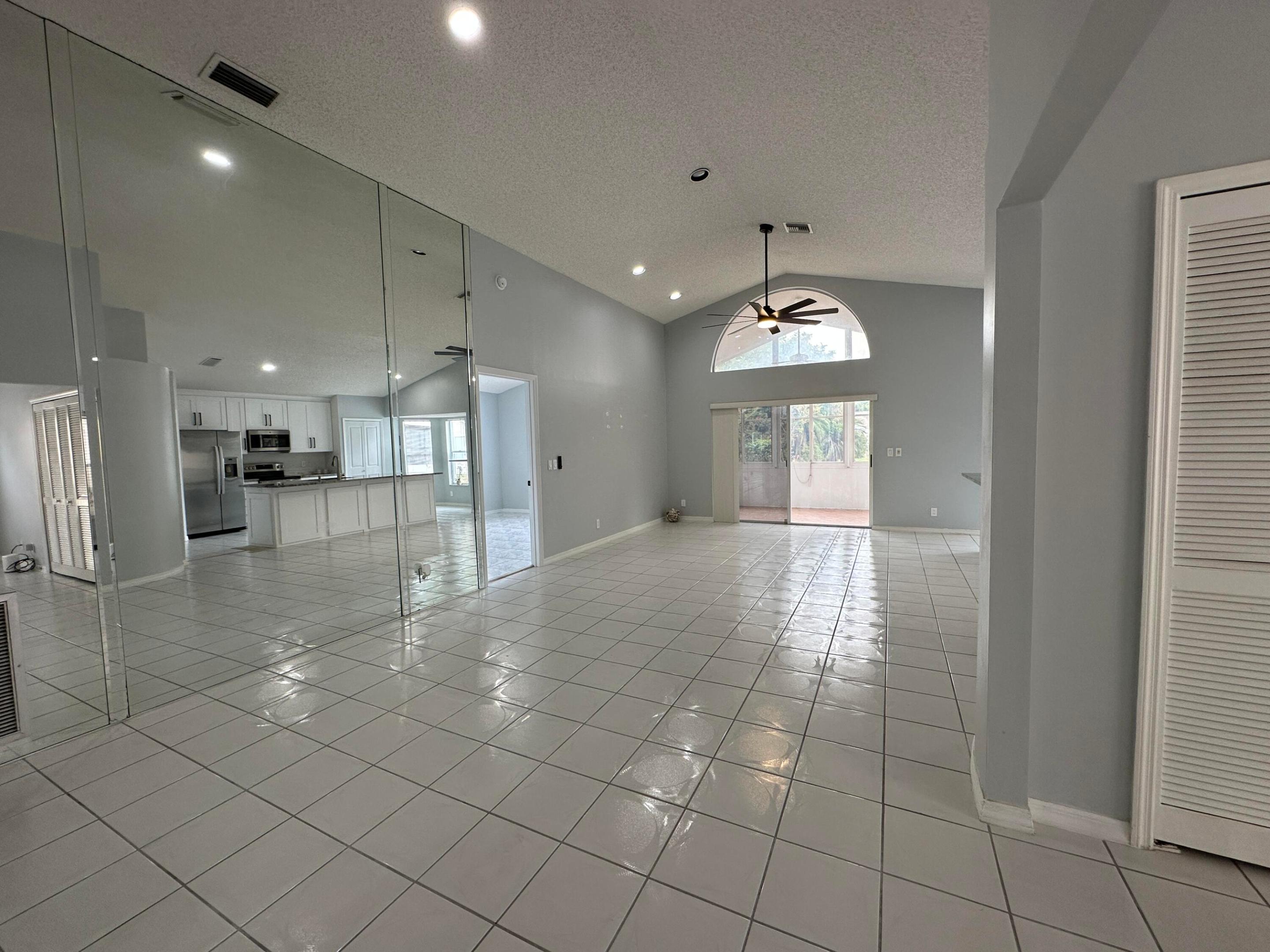 RIVER BRIDGE 2 - Residential