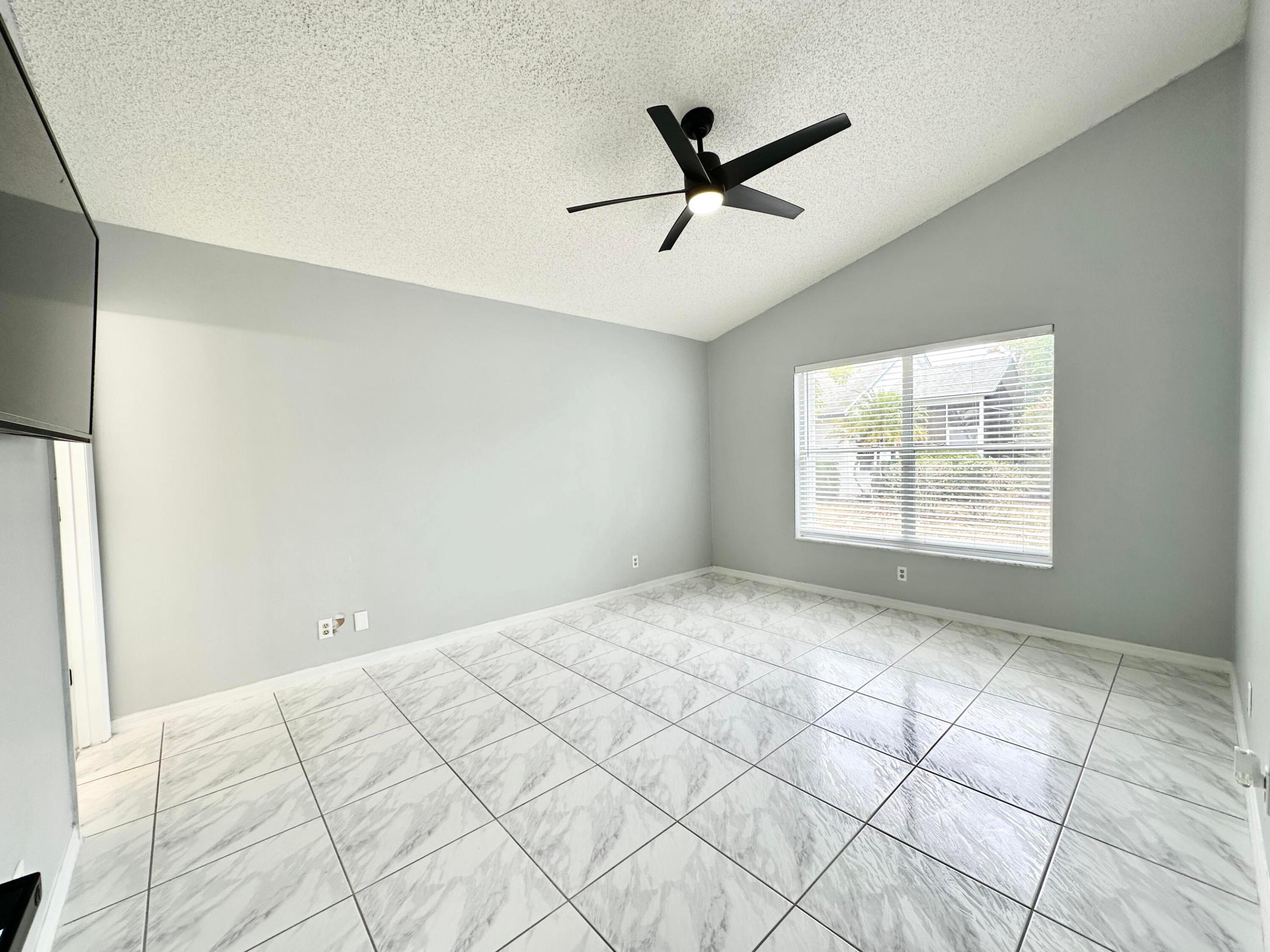 RIVER BRIDGE 2 - Residential