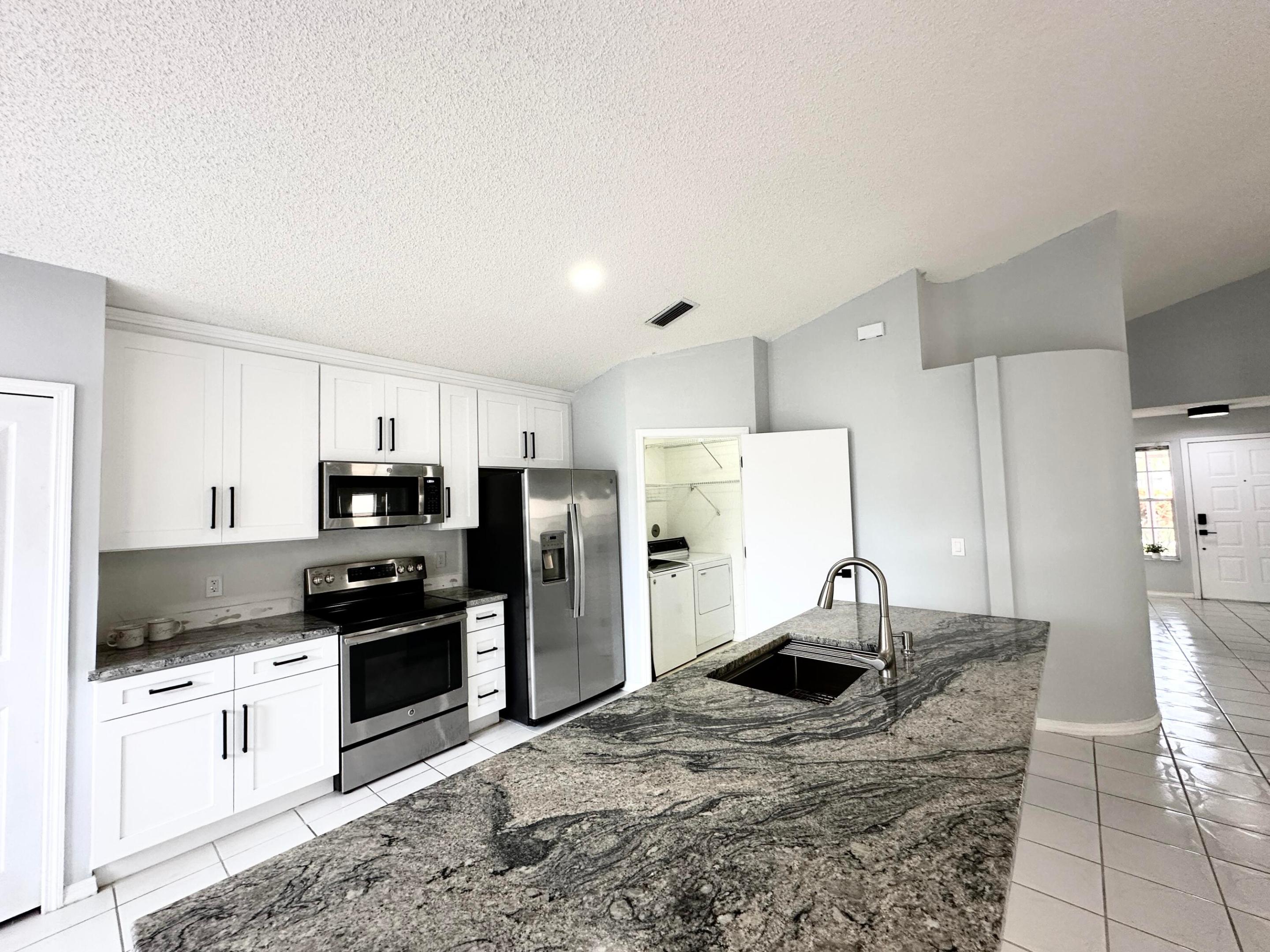 RIVER BRIDGE 2 - Residential