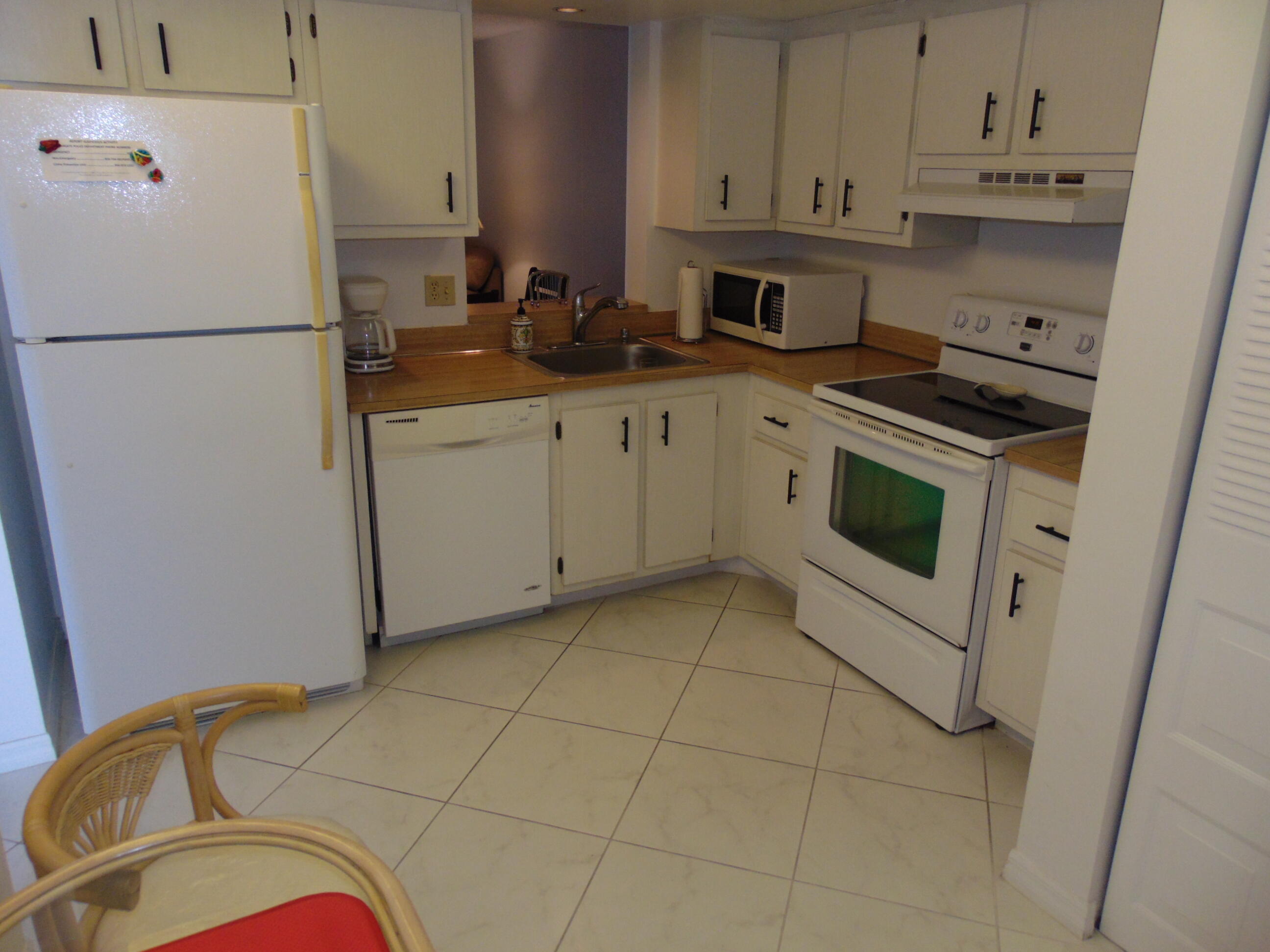 PALM SPRINGS 2 - Residential