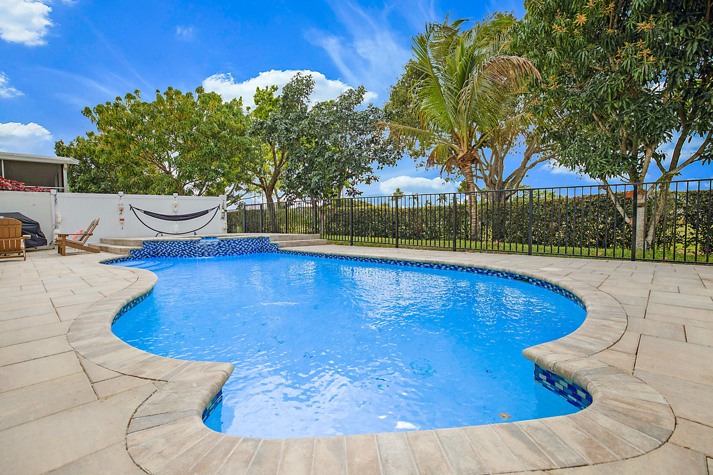 LAKES AT BOCA RATON PAR E - Residential Lease