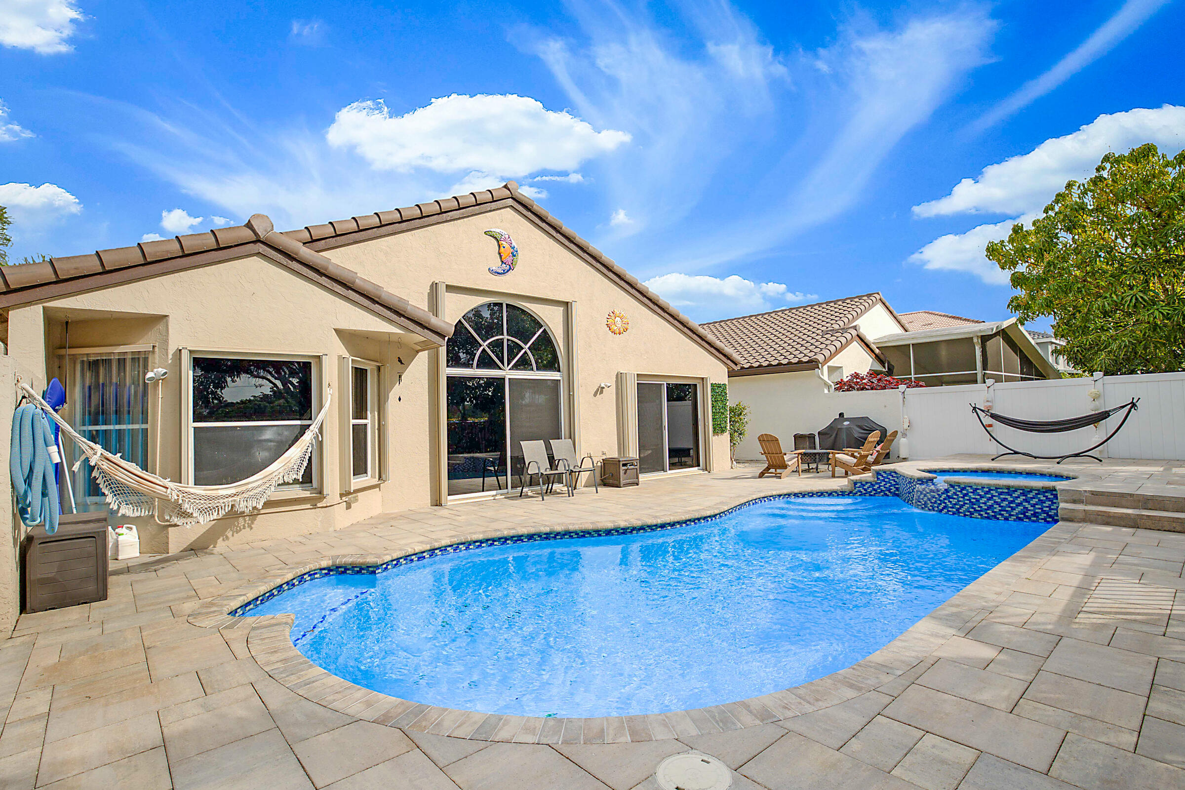 LAKES AT BOCA RATON PAR E - Residential Lease