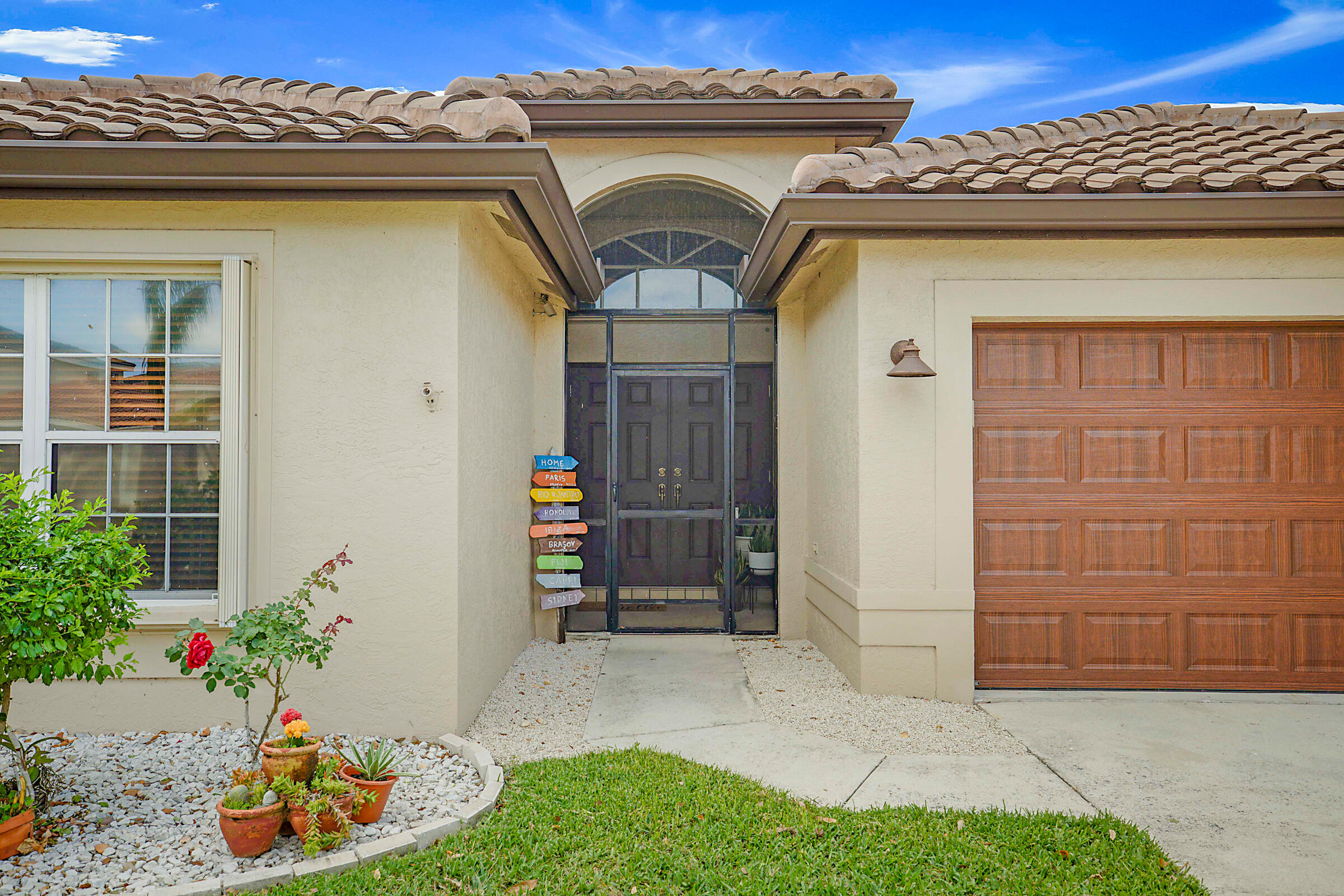 LAKES AT BOCA RATON PAR E - Residential Lease