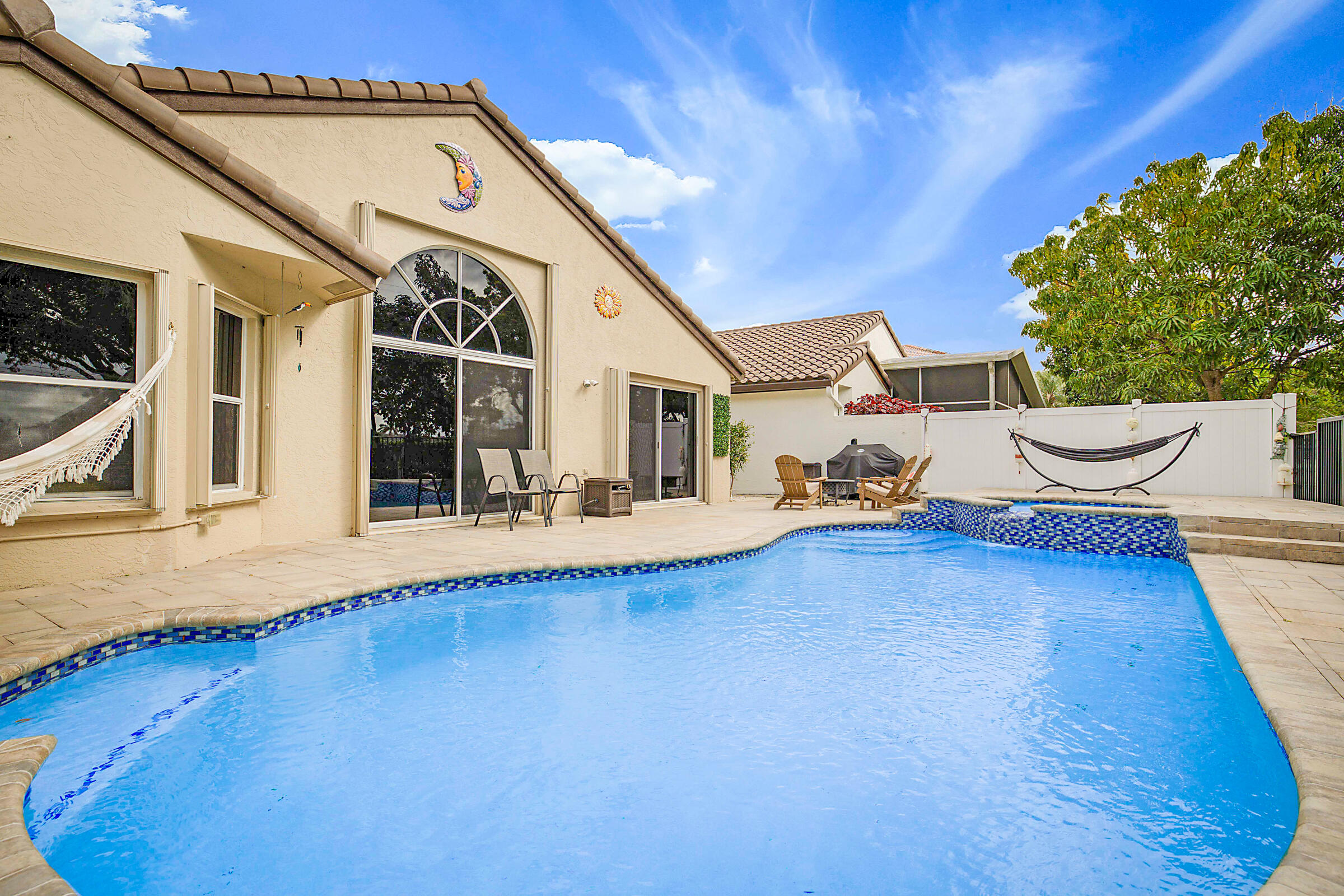 LAKES AT BOCA RATON PAR E - Residential Lease