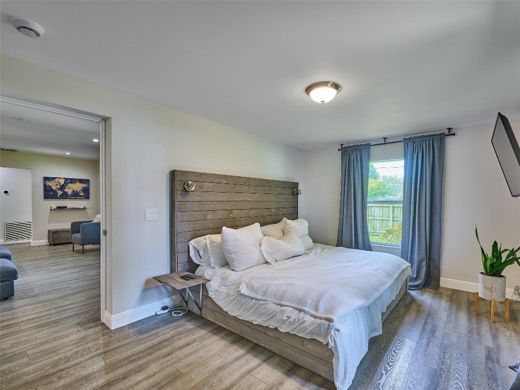 801 NE 15th Street