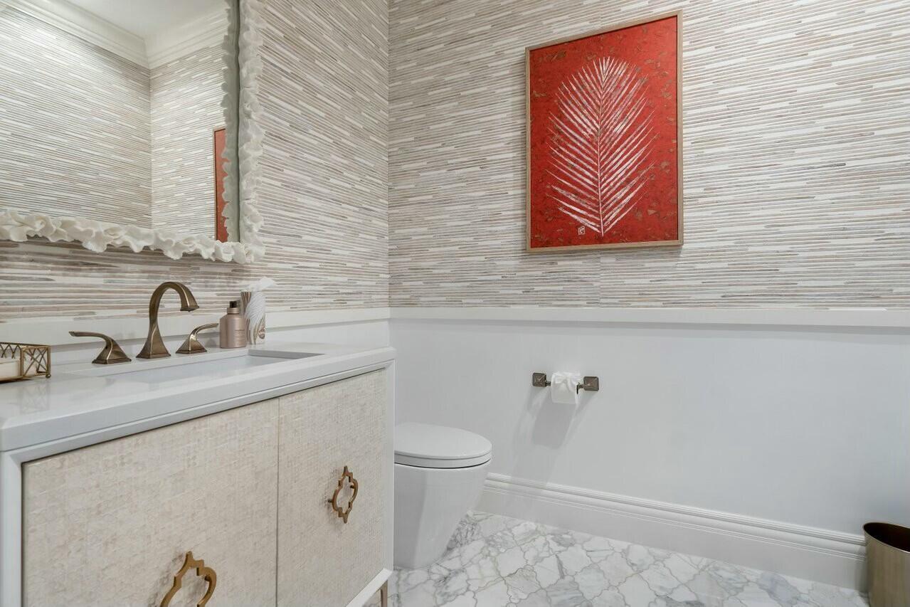 SAILFISH POINT - Residential