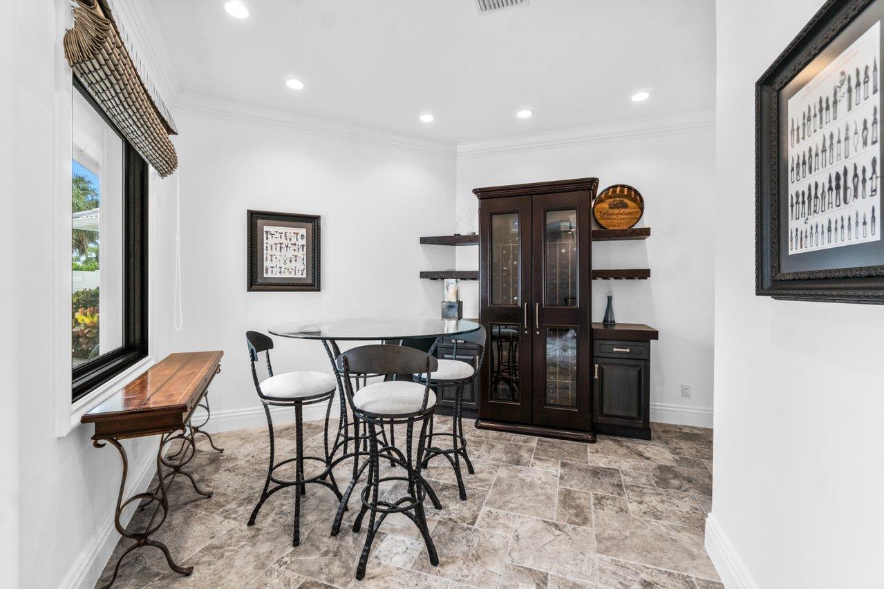 SAILFISH POINT - Residential