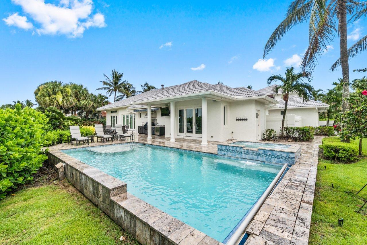 SAILFISH POINT - Residential