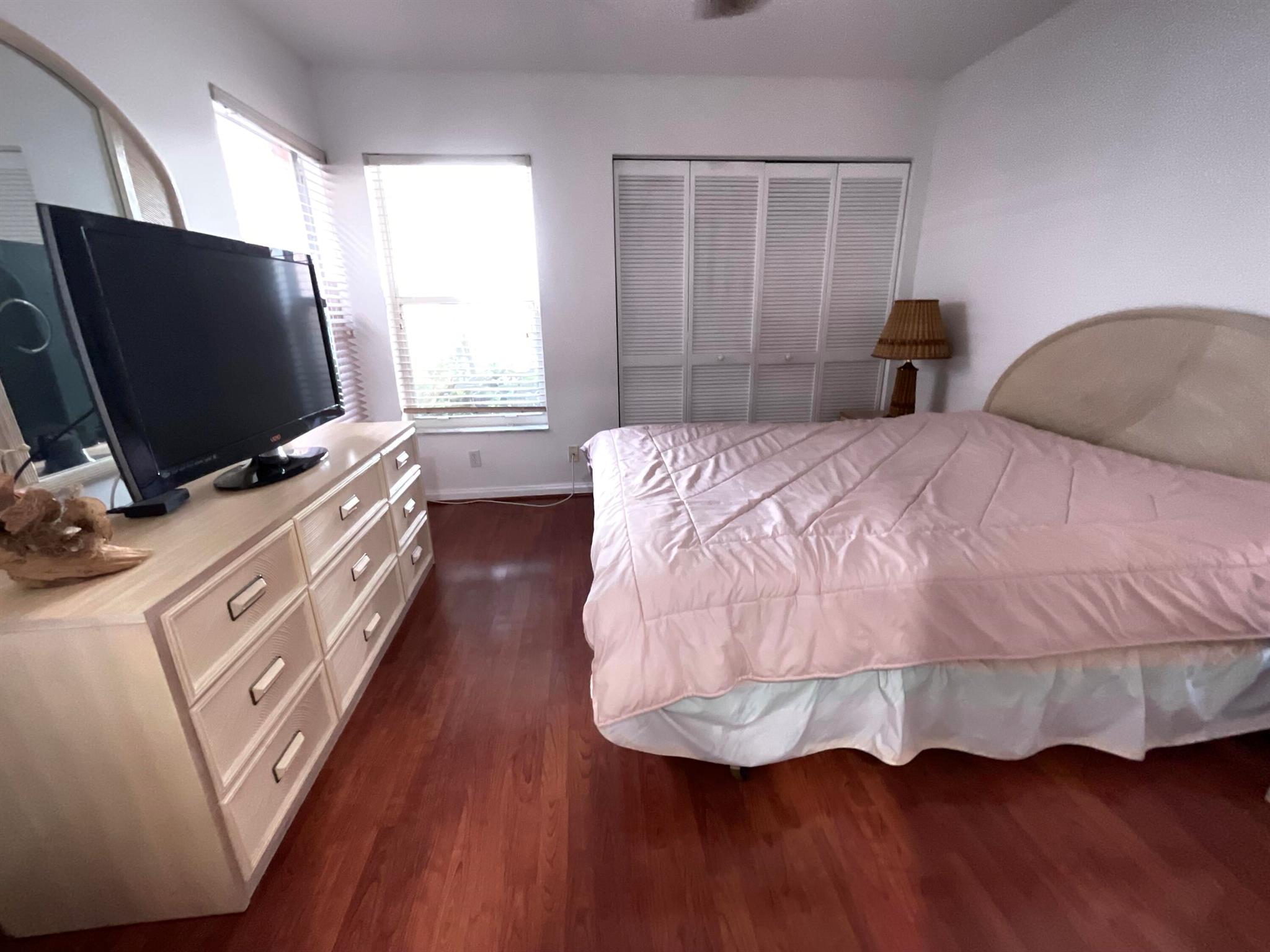 CORAL LAKES V - Residential Lease