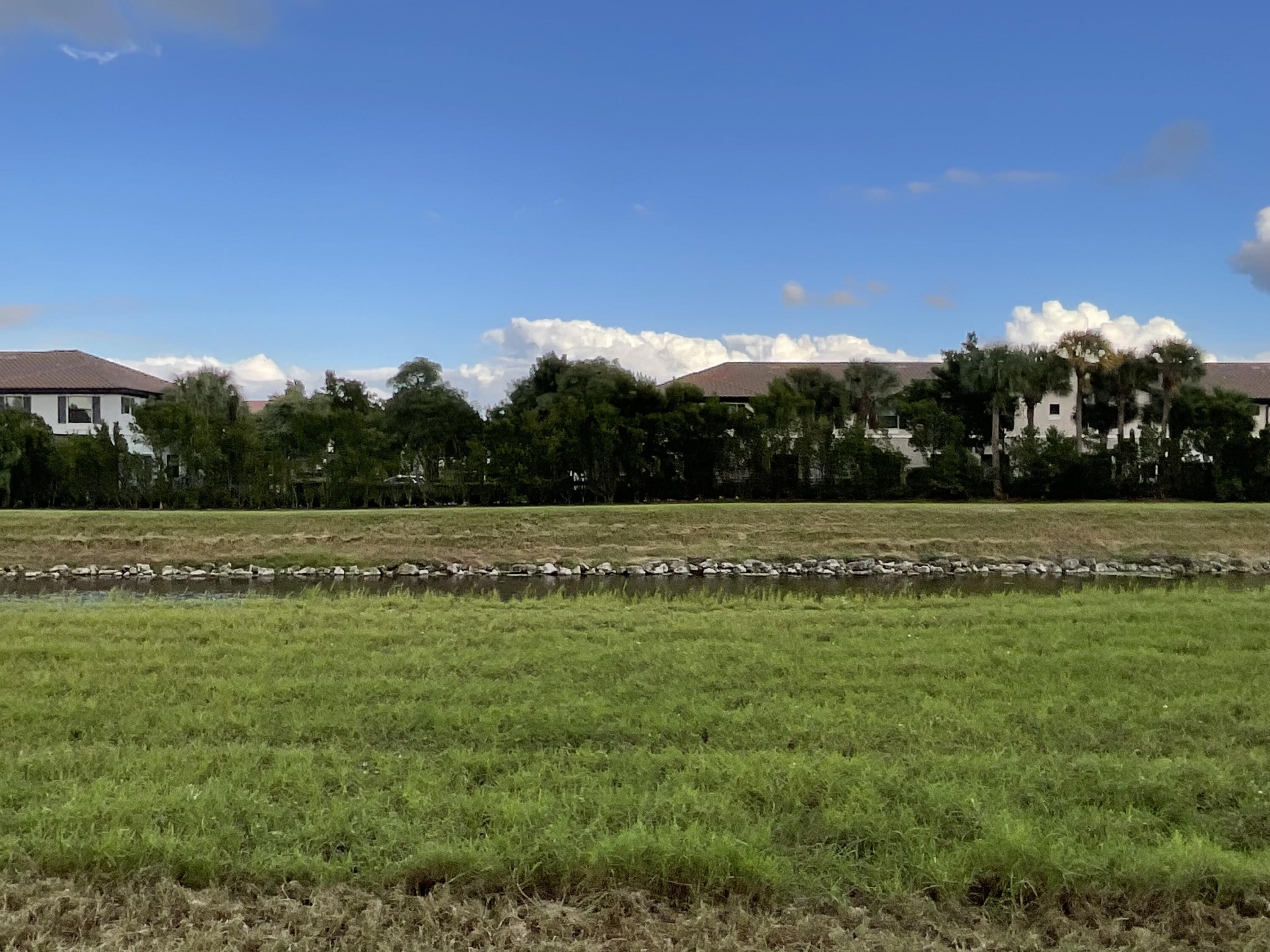 CORAL LAKES V - Residential Lease