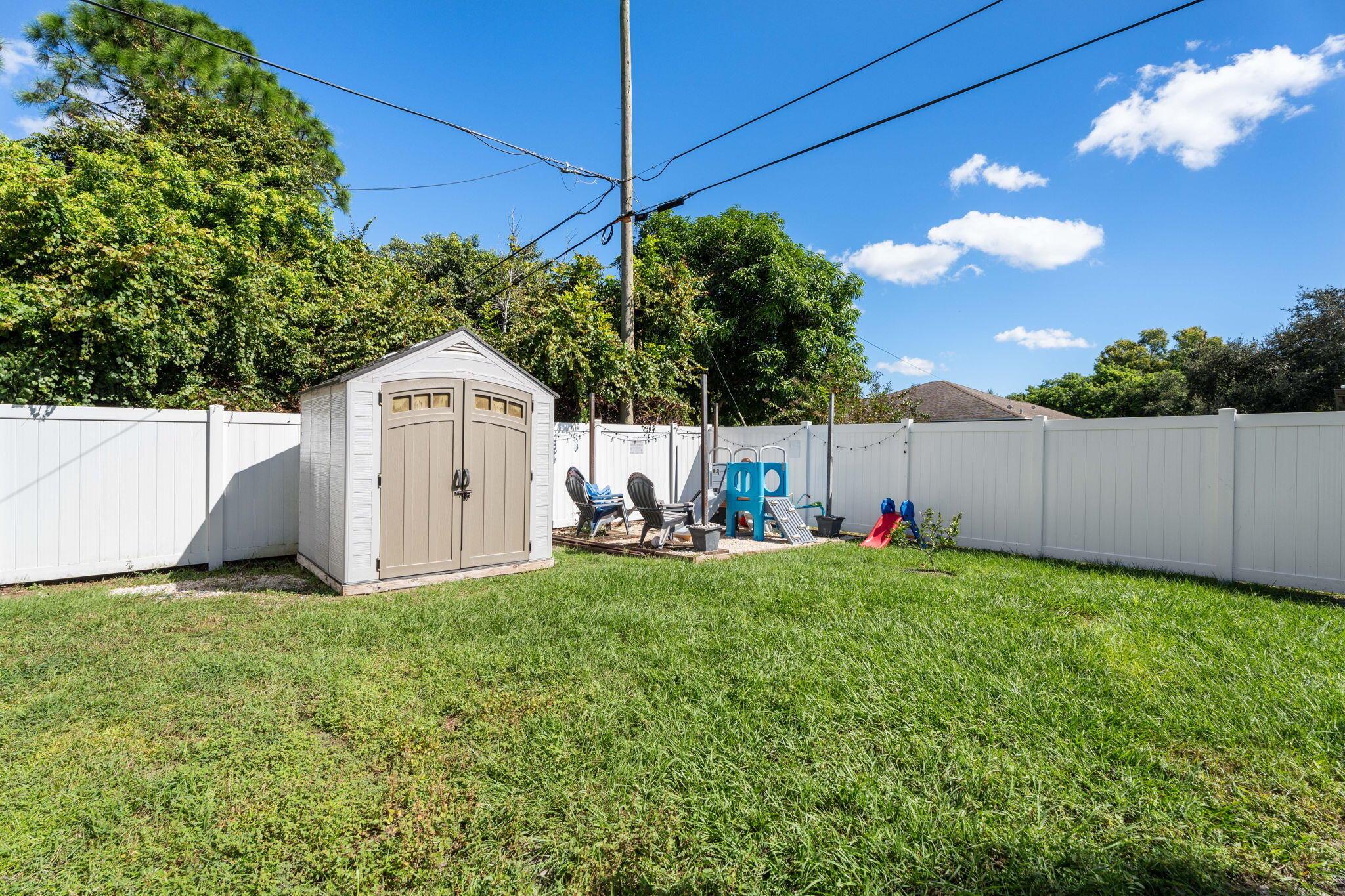 PORT ST LUCIE SECTION 15 - Residential