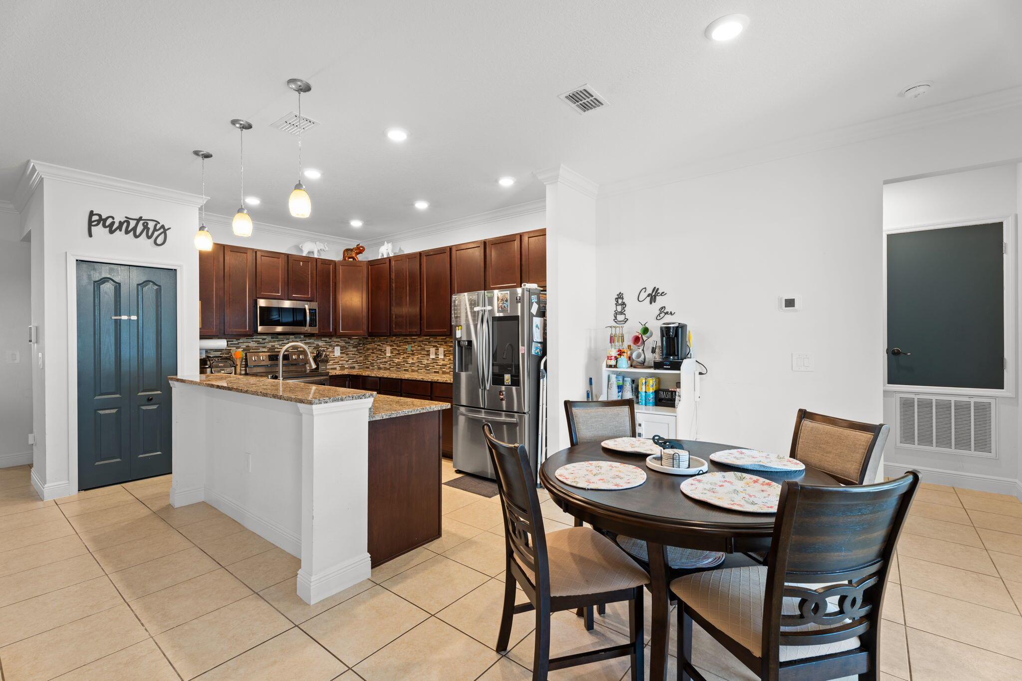 PORT ST LUCIE SECTION 15 - Residential