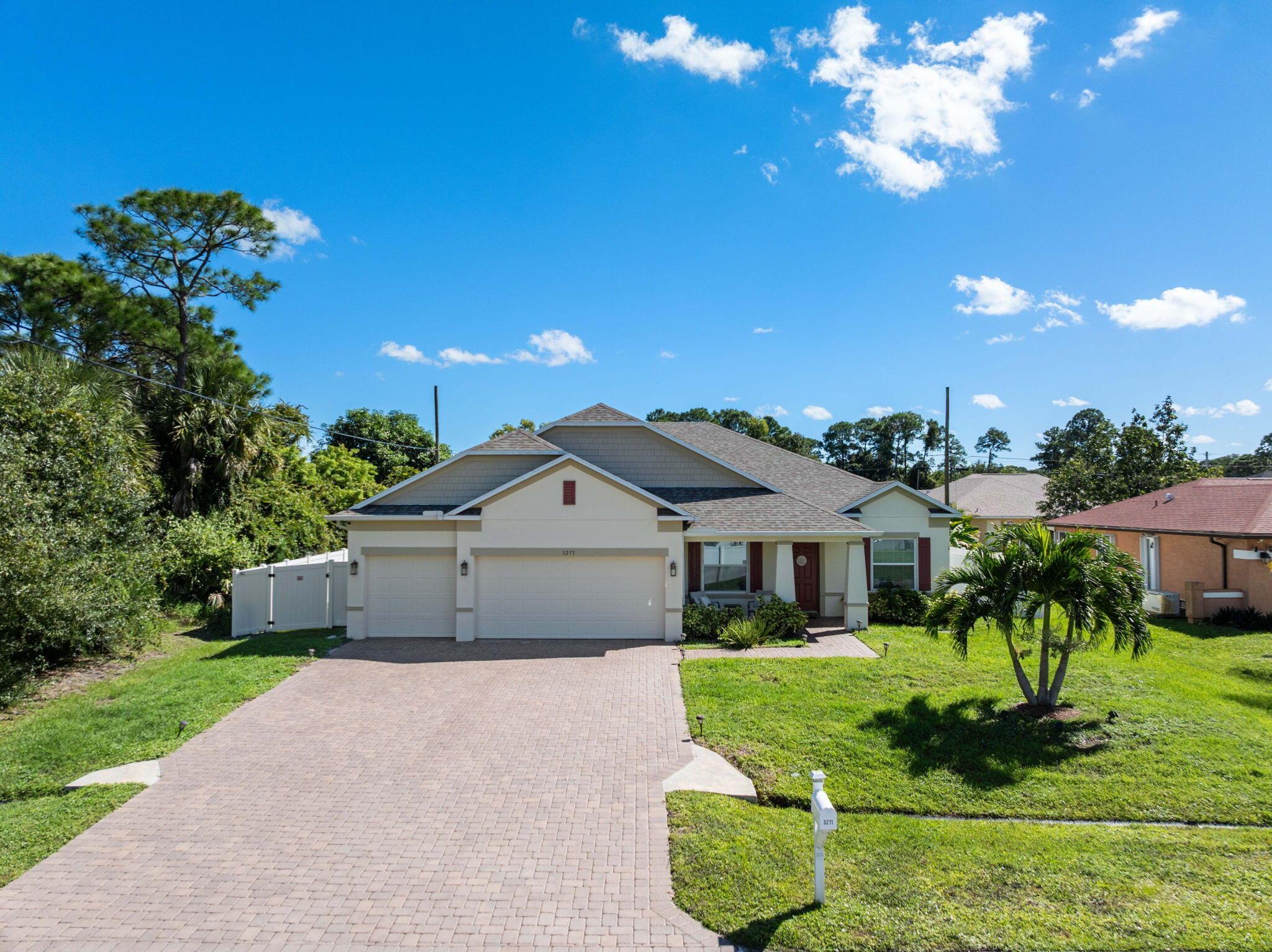 PORT ST LUCIE SECTION 15 - Residential