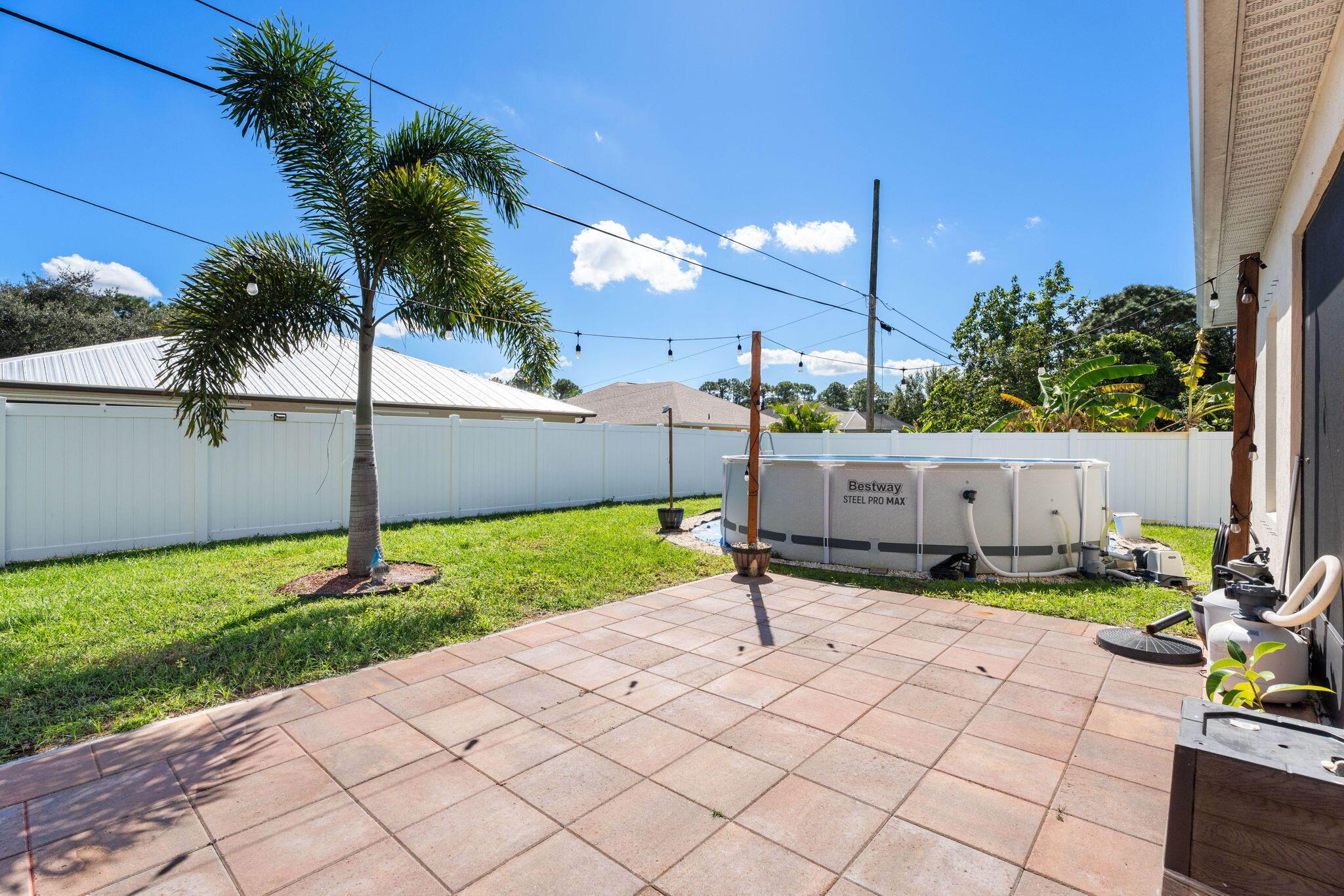 PORT ST LUCIE SECTION 15 - Residential