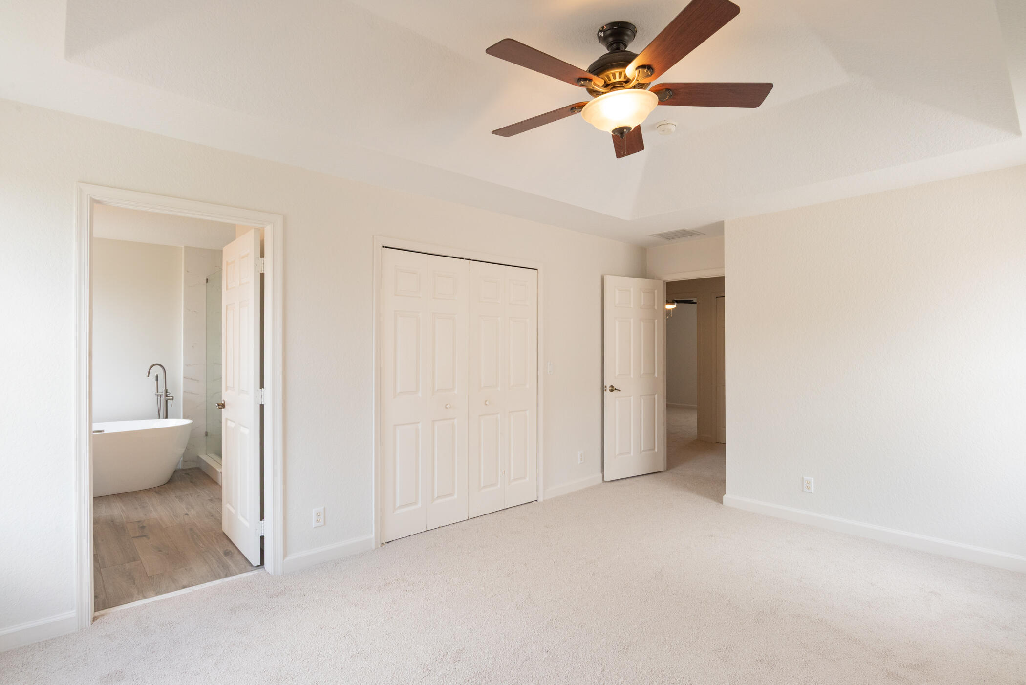 GABLES AT NORTHLAKE 1 - Residential