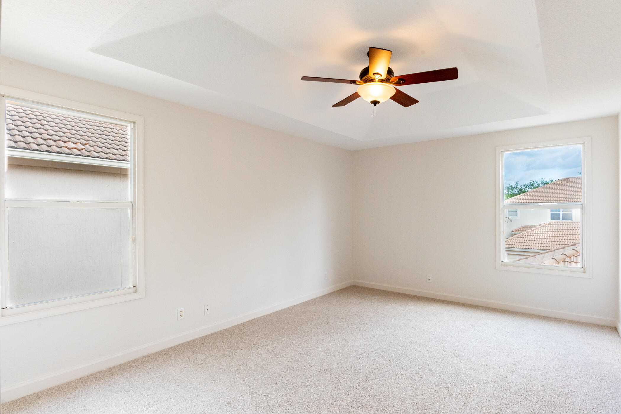 GABLES AT NORTHLAKE 1 - Residential