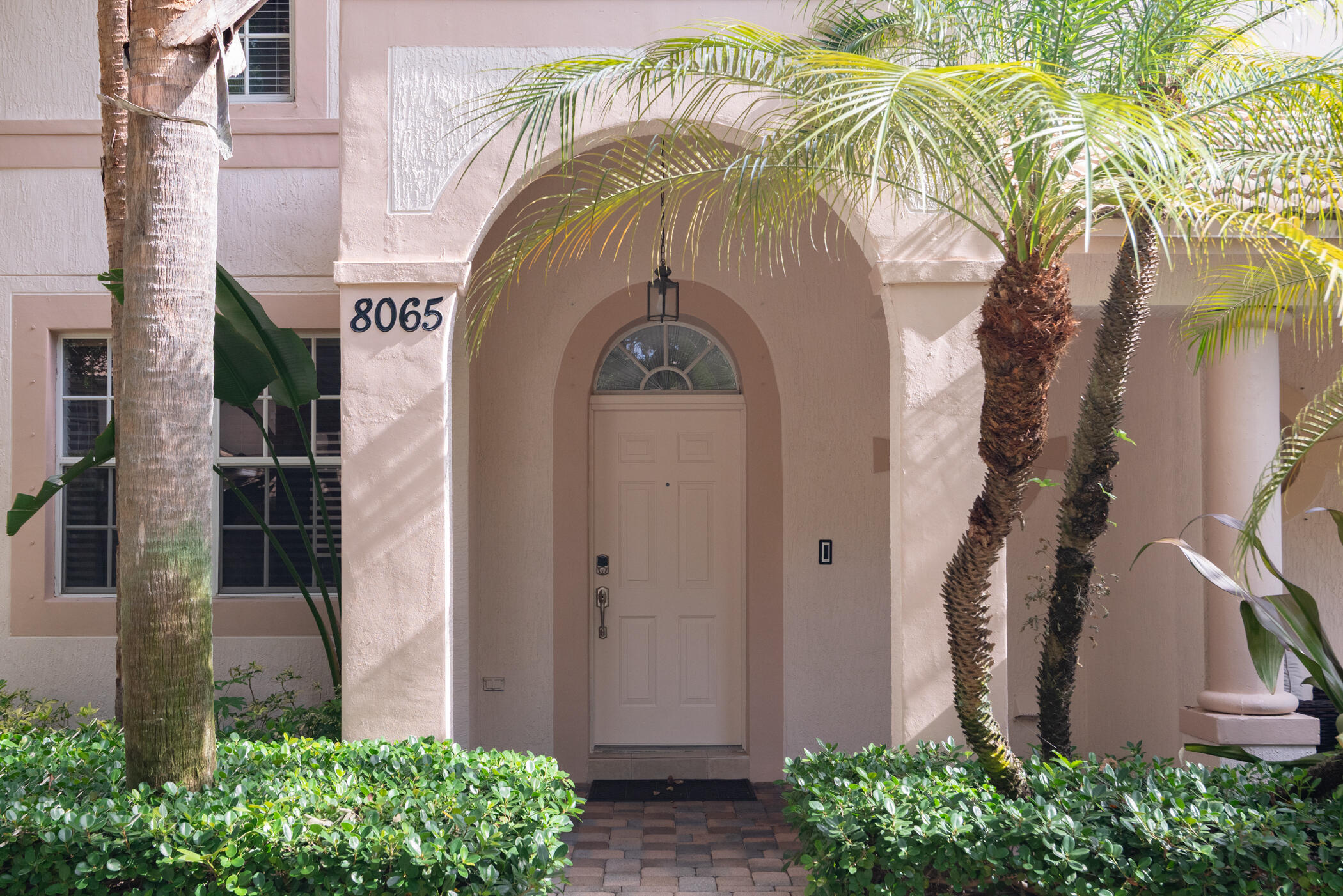 GABLES AT NORTHLAKE 1 - Residential