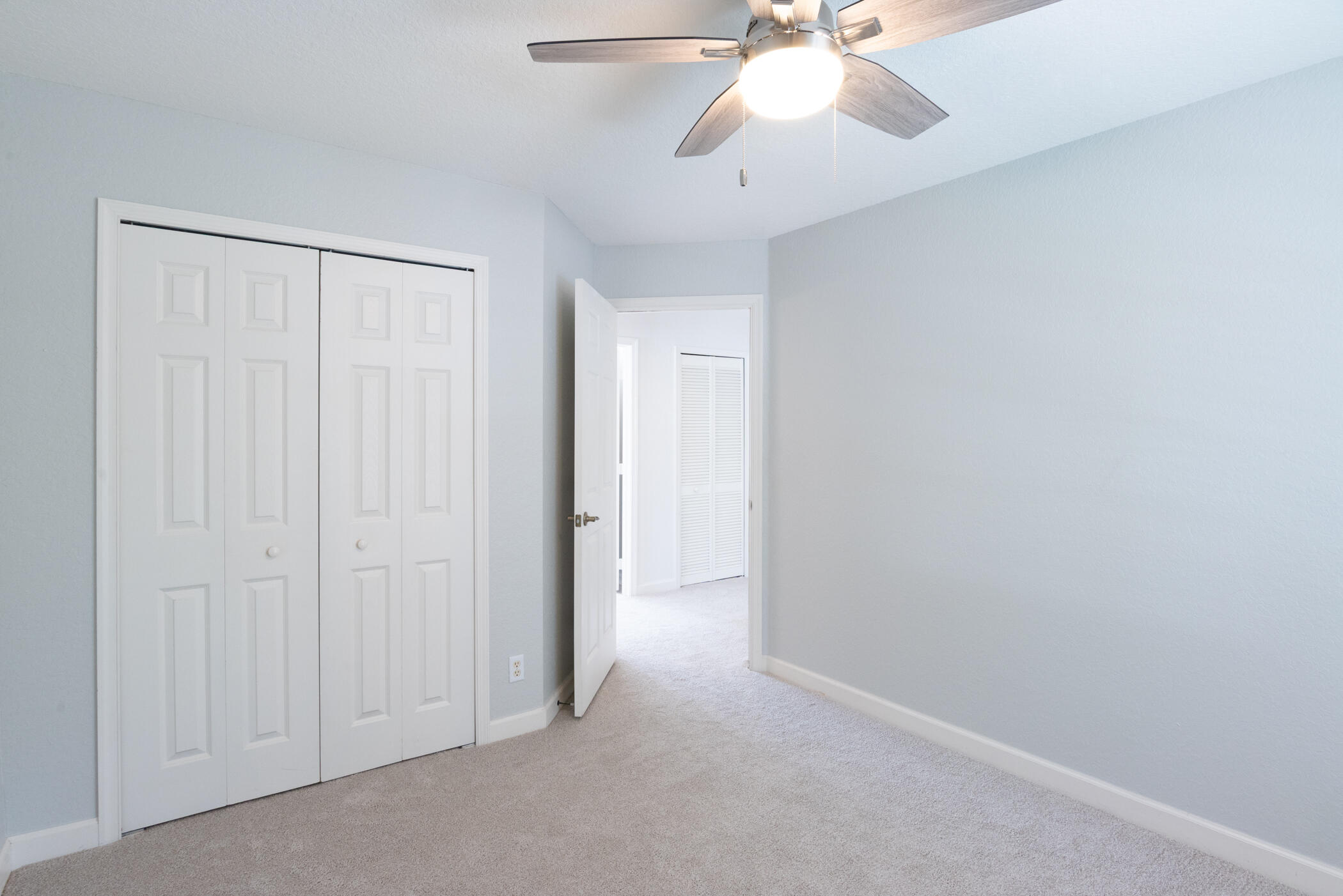 GABLES AT NORTHLAKE 1 - Residential