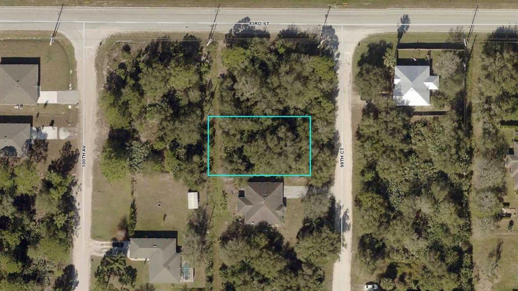 Country feel and privacy to build your dream home in Vero Lake Estates. Bring your boat and RV! There is no HOA and easy access to I-95. Close to restaurants & shops!