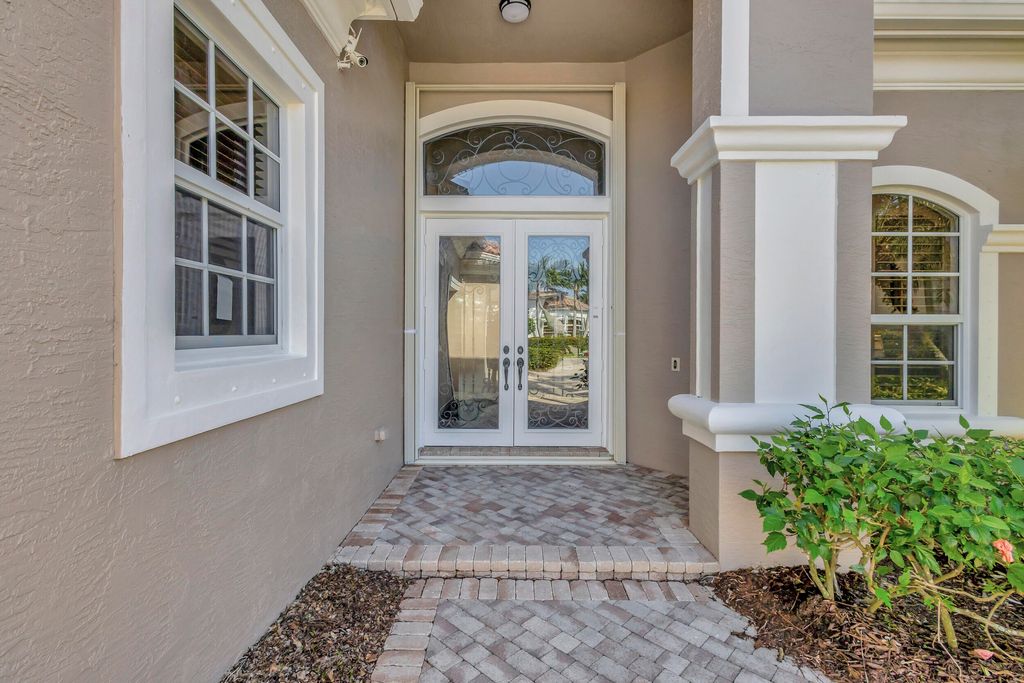 Photo of 128 Esperanza Way, Palm Beach Gardens, FL 33418 (MLS # R10960979)