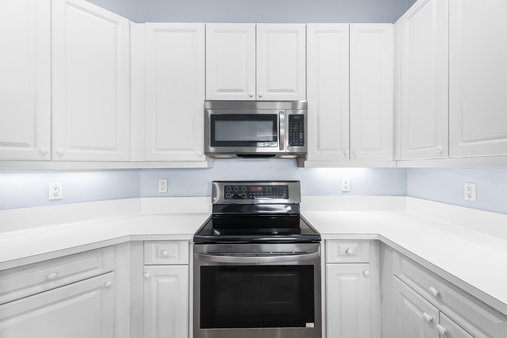 RIVER PLACE ON THE ST LUCIE NO 6 - Residential